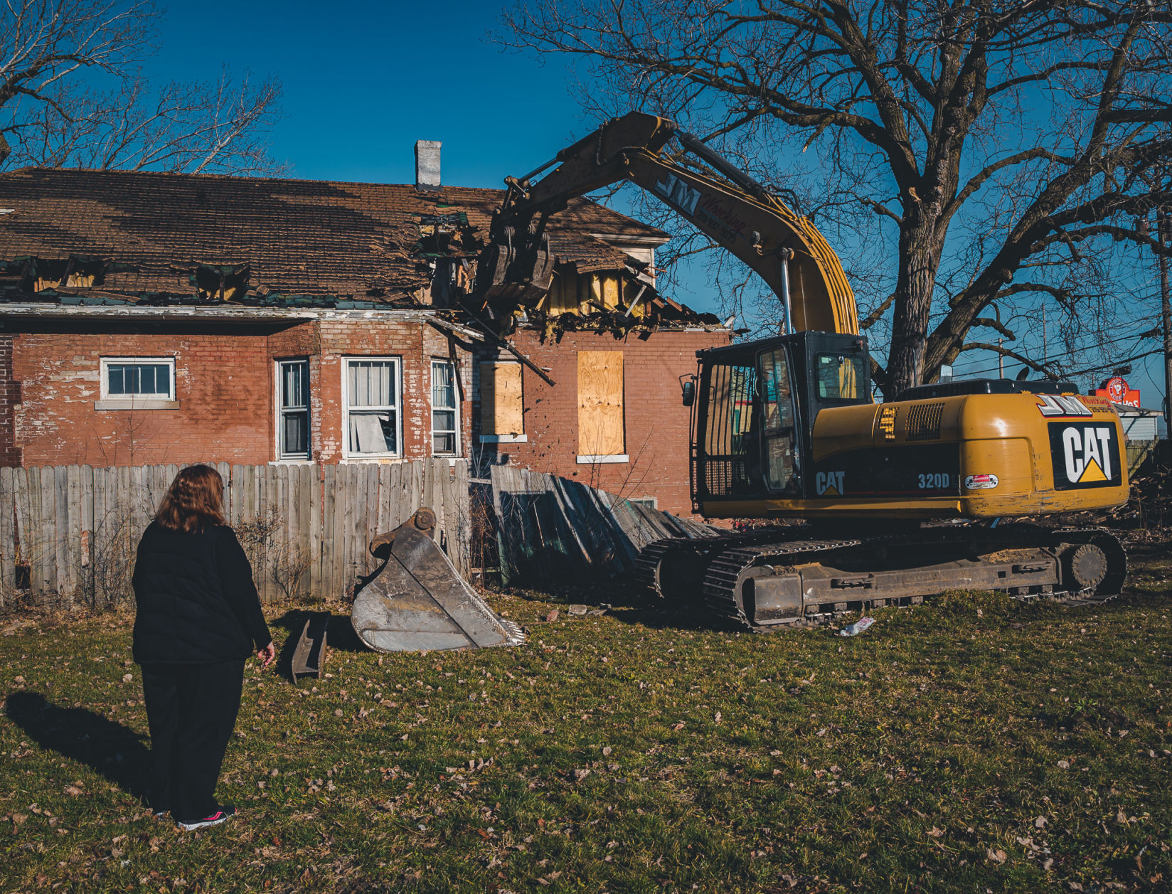 122320-nws-caldemolition_02